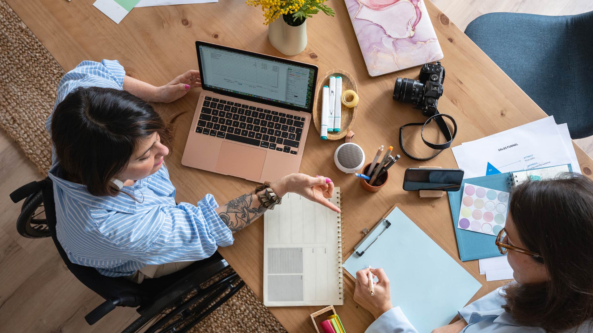 For Advertisers & Marketing Collaborations